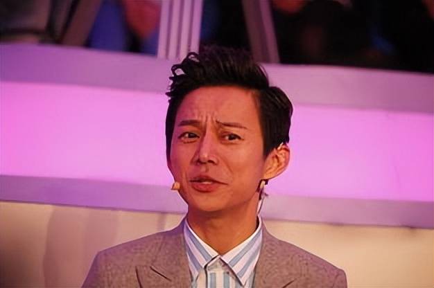 与黄磊散伙扯出绯闻女友,49岁何炅的绯闻情史,个顶个的"彪悍"_明星