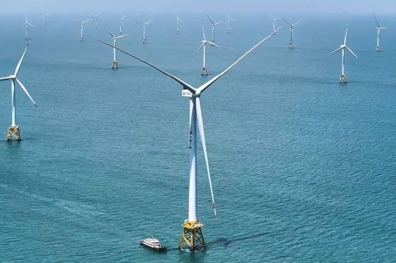 今年9月2日,央视新闻等媒体报道称世界风力发电机组最大日发电量纪录