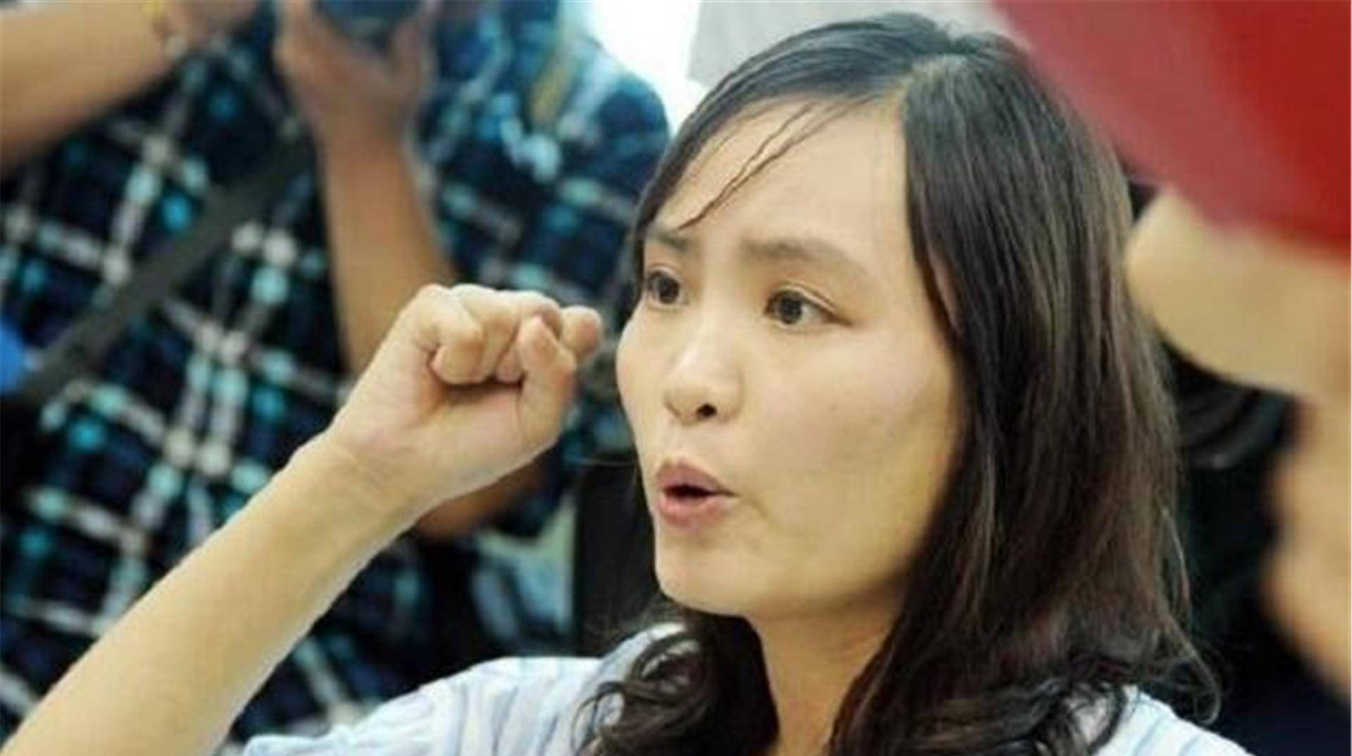 "最美教师张丽莉",为救学生失去双腿,主动提出离婚,后来怎样_丈夫