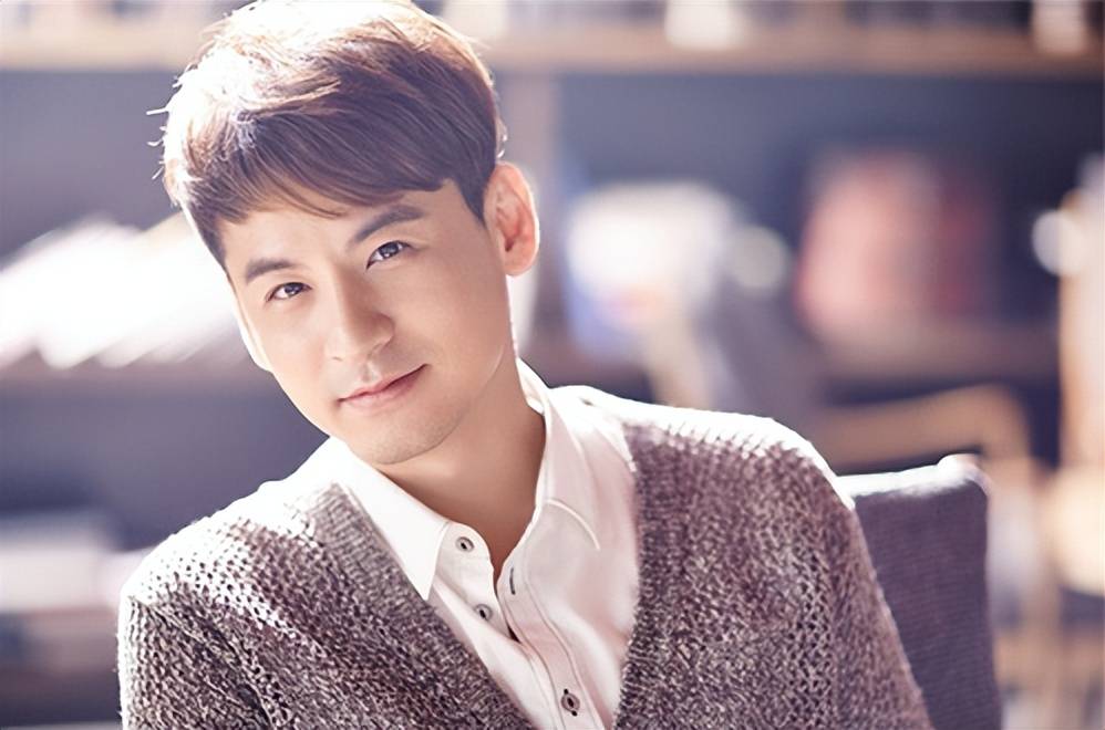 早在之前,吕一的老公钱泳辰和他的合作人何艾一起创办了艾辰机构,为的