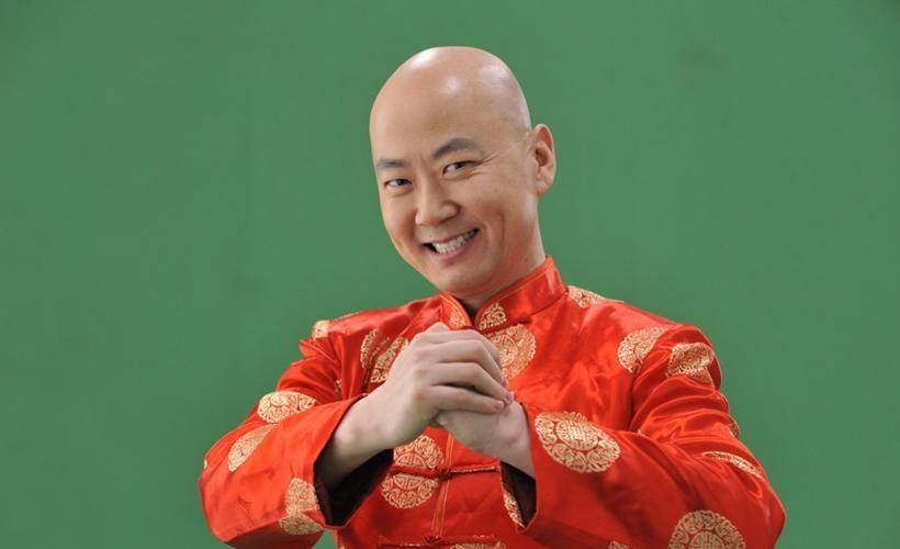 舞台钉子户郭冬临:因一句话被网暴索赔1亿,今带货出镜粉丝千万_表演