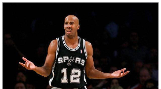 他的存在不仅让马刺队成为历史上最成功的小球市球队之一,也使他成为