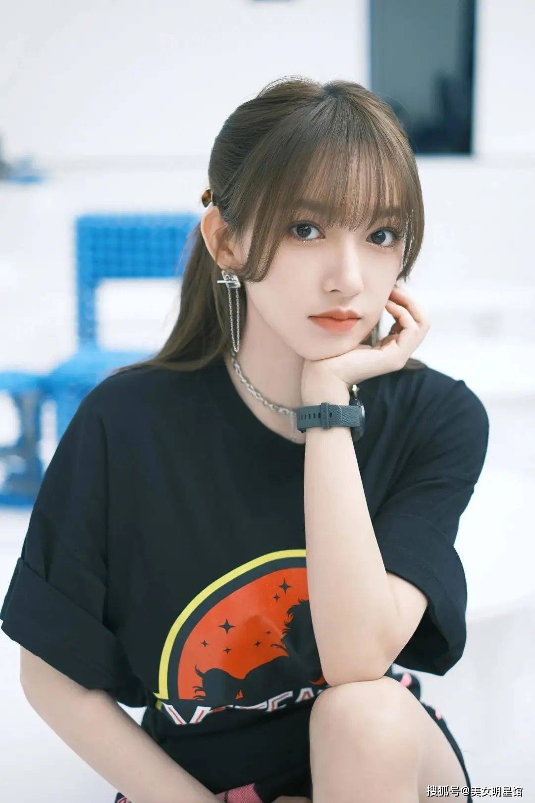 25岁程潇,温柔如奶个性如潇!_魅力_才华_女神