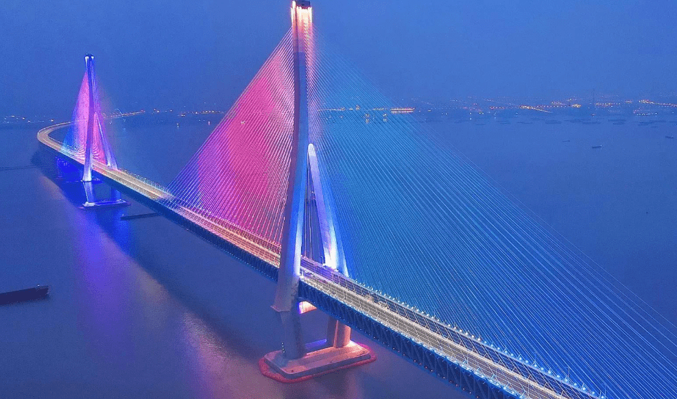 沪苏通长江铁路大桥图片