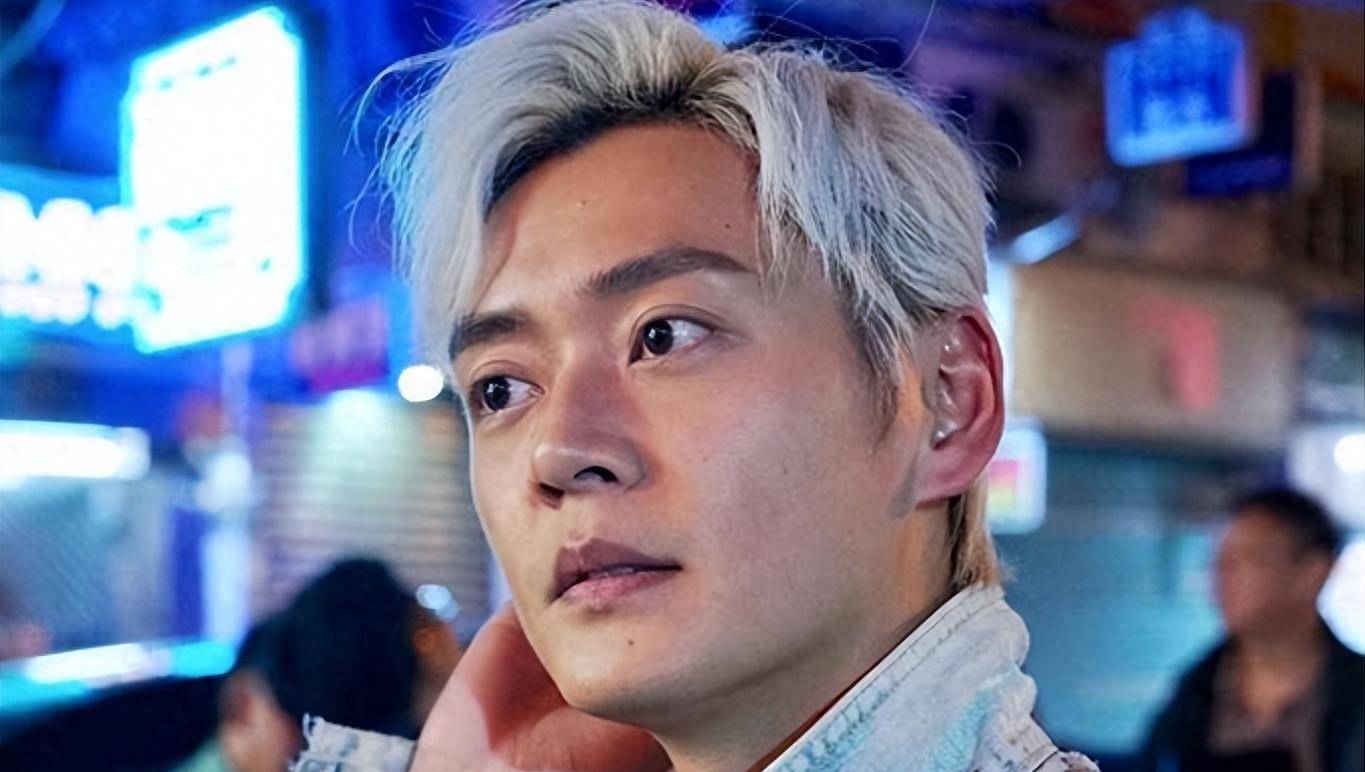 出道10年,爆出10多段恋情,被誉为"tvb发电机"蔡思贝的成名史_绯闻