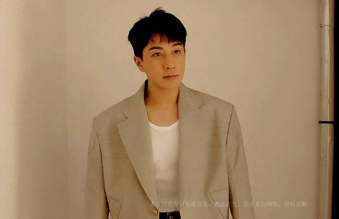 官宣刘恺威承认与李晓峰的恋情,直言两人相处得舒服,开心_感情_回应