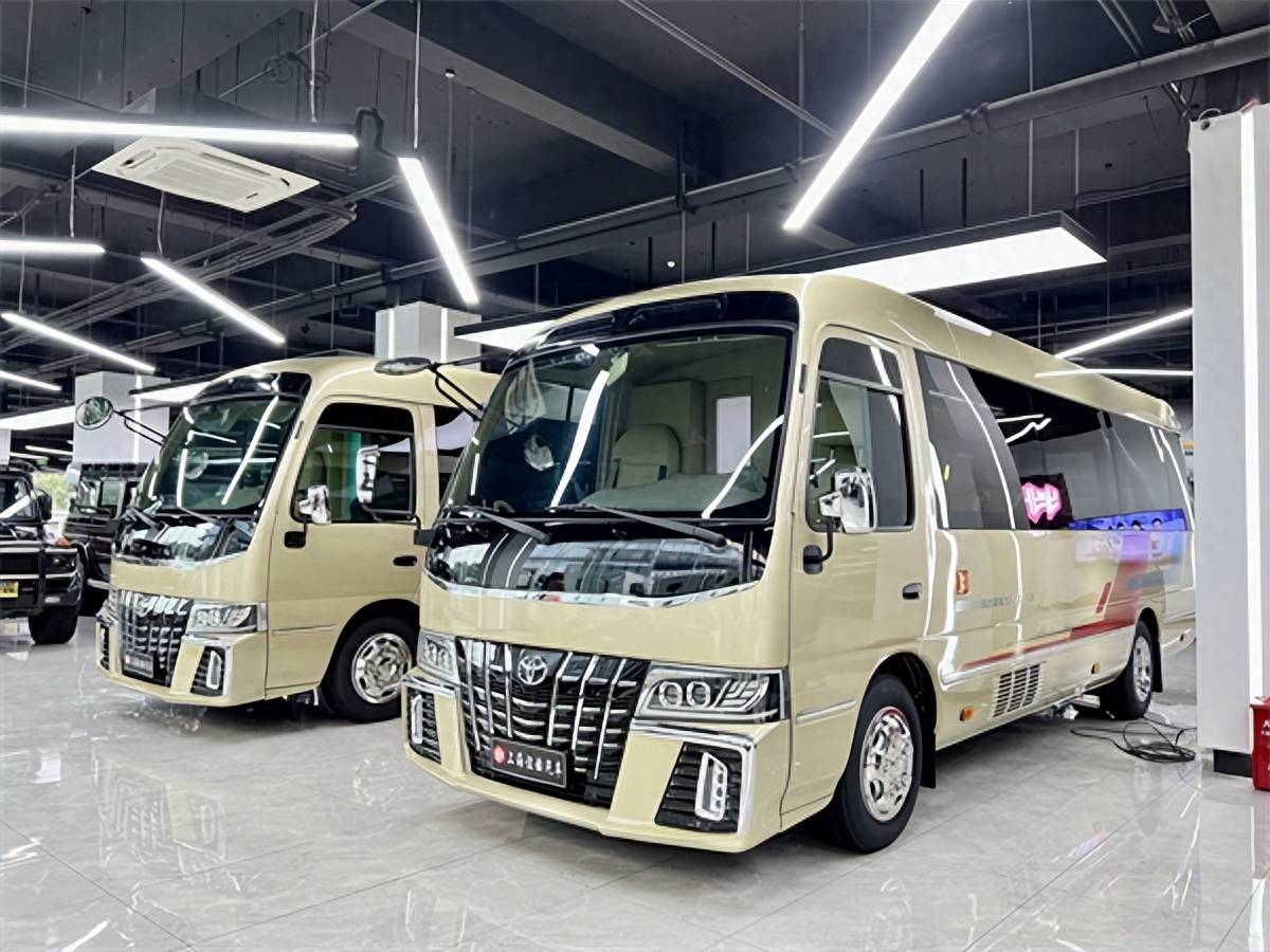 商界大佬出行新选择，丰田考斯特豪华定制商务车_搜狐汽车_搜狐网