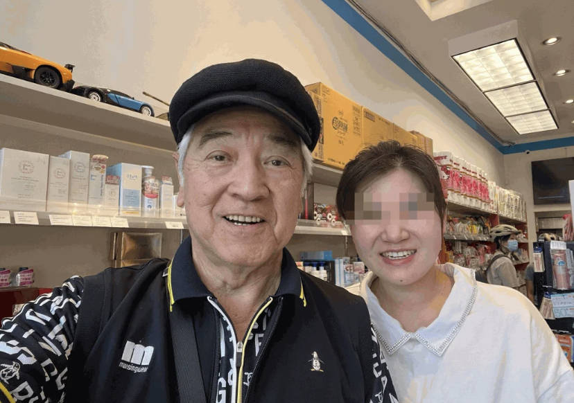 曝光,现身加拿大日本文化节被偶遇,着装时髦超减龄_路人_生活_梁盛子