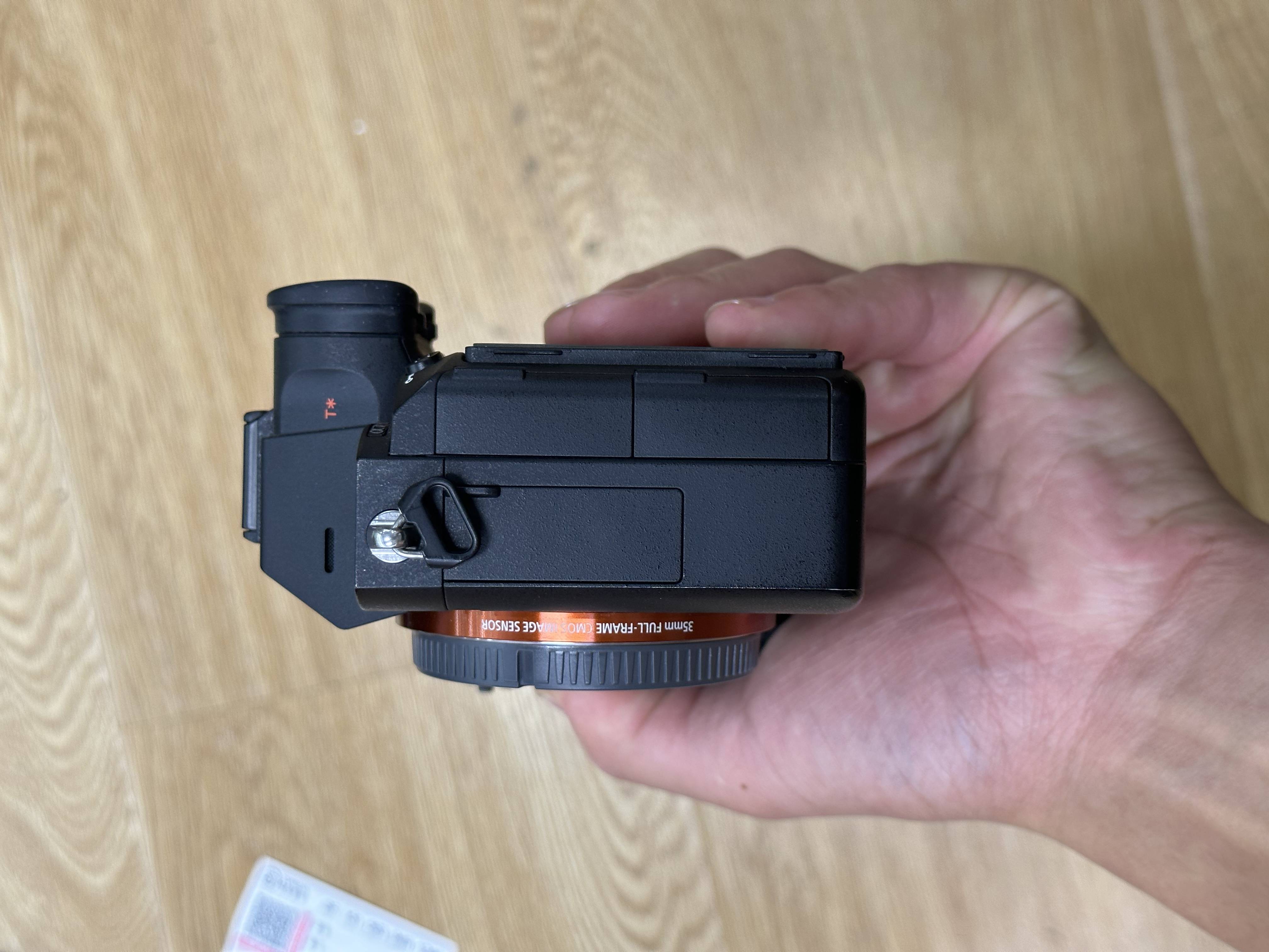 r3这块传感器,真是索尼永远滴神,不知道为啥不再出了,拍照明明很好啊.