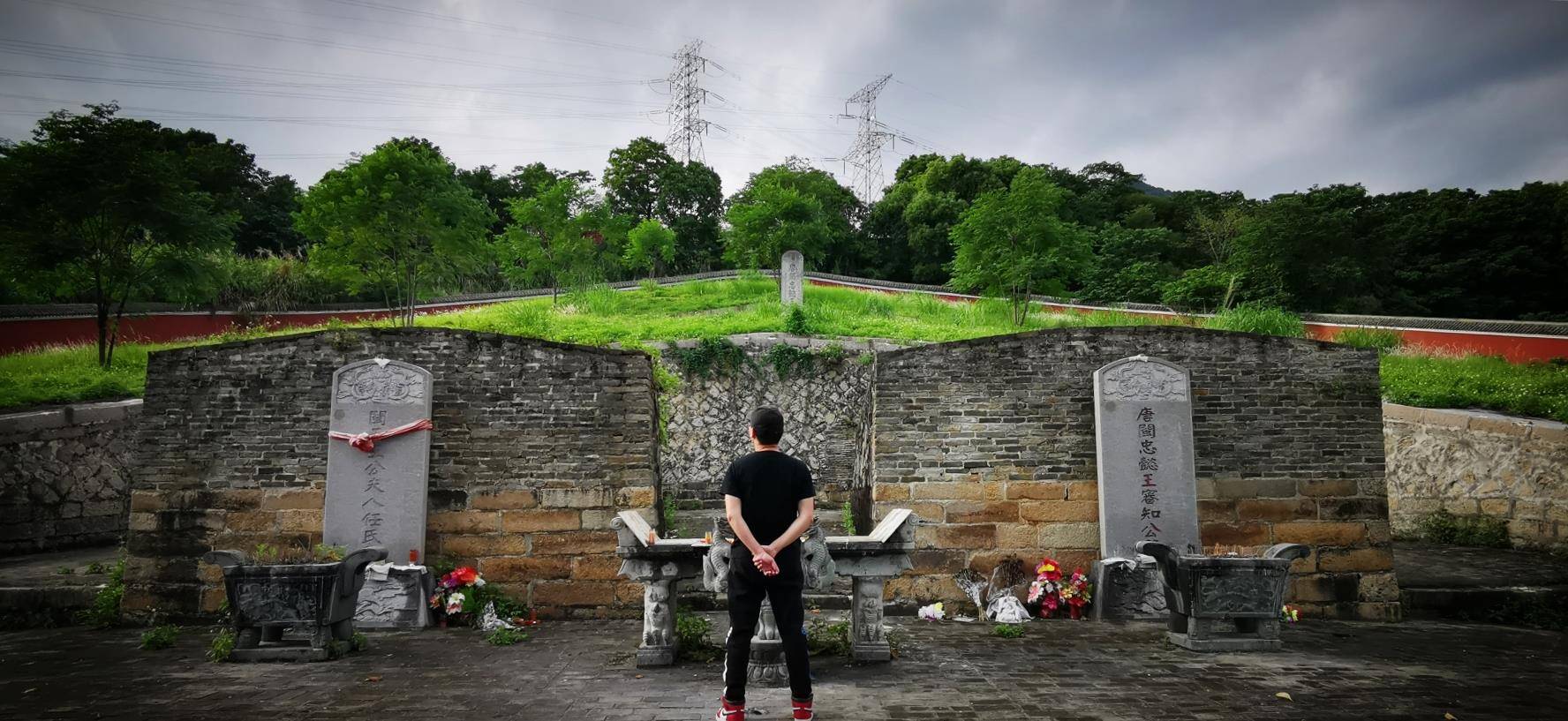 探秘福建第一帝陵,僅剩兩座巨大墳冢,地宮淪為垃圾場_王審知_福州_閩