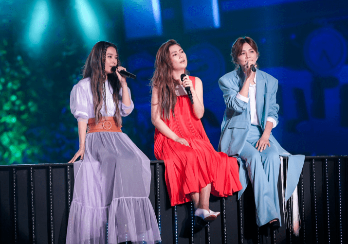 官宣:任家萱生子!_selina_张承中_俞灏明