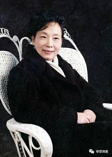 邓氏名人|新中国首位女魔术师67邓凤鸣胞弟邓达平教授寻找南海邓氏