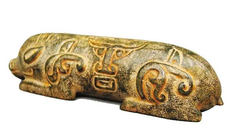 中国時代石握猪 古玉猪握  共箱  骨董  玉製品 中国古美術 重133g 玉握猪——极简美学下的汉八刀- 全民收藏网