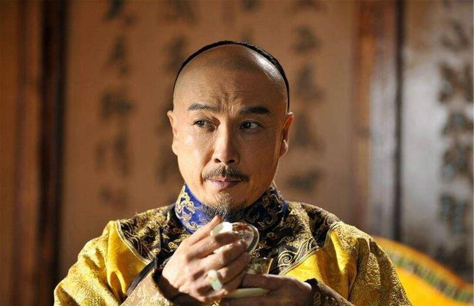 专家挖开雍正墓穴,看了后却很快撤离并且用水泥封死,这是为何?