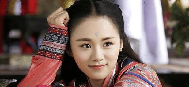 戏里努力做角色,戏外低调做自己,安悦溪好可爱啊_舞蹈_感觉_时尚