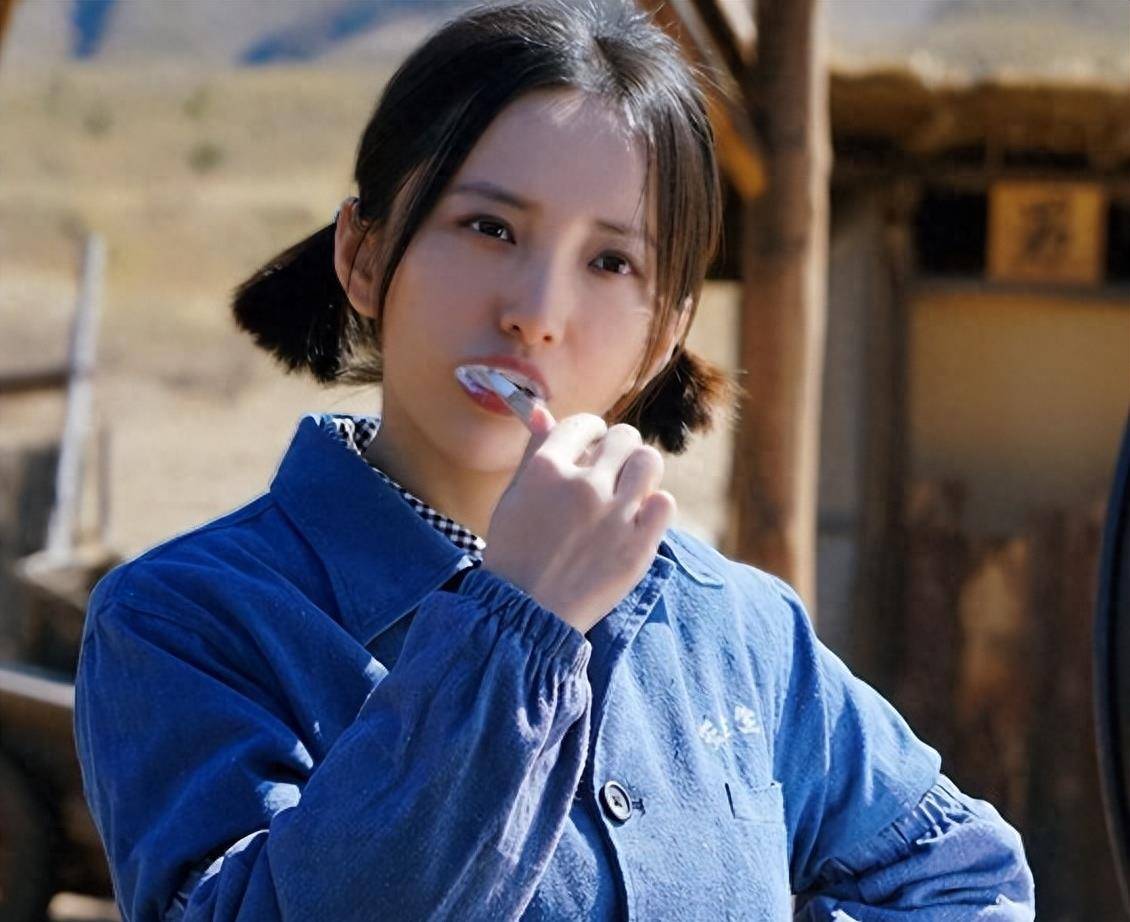 用20部也没能留住她,解约了还反咬一口_杨幂_肖雨雨_机会