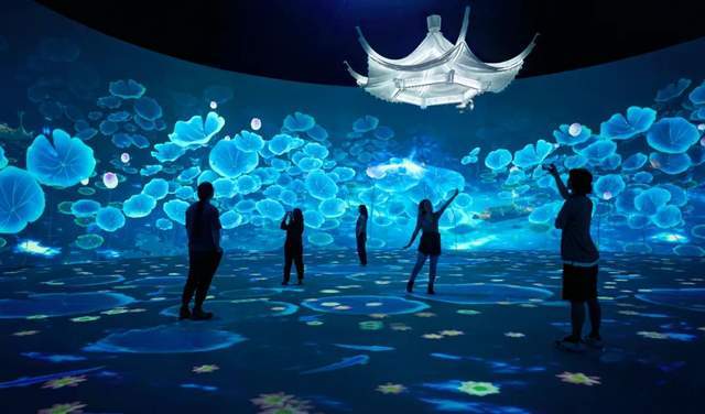 在科技和美学的加持下,沉浸式体验给人一种自由,舒适,震撼的感觉,成为