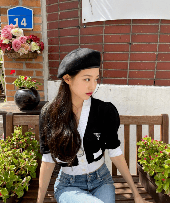 张元英八月最新穿搭!