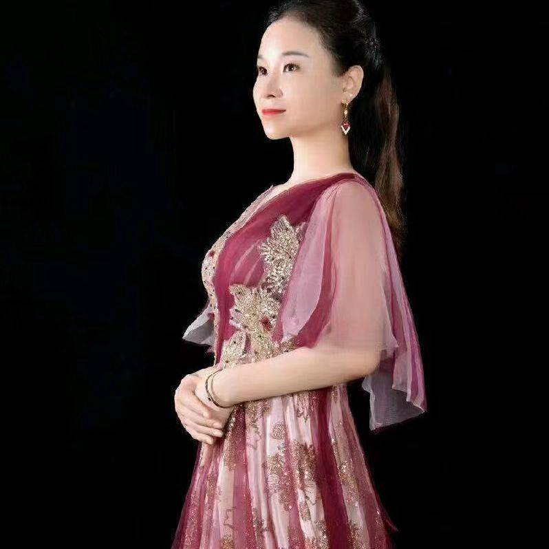 鹤壁婚礼司仪/结婚为什么要请司仪/主持人丹琪