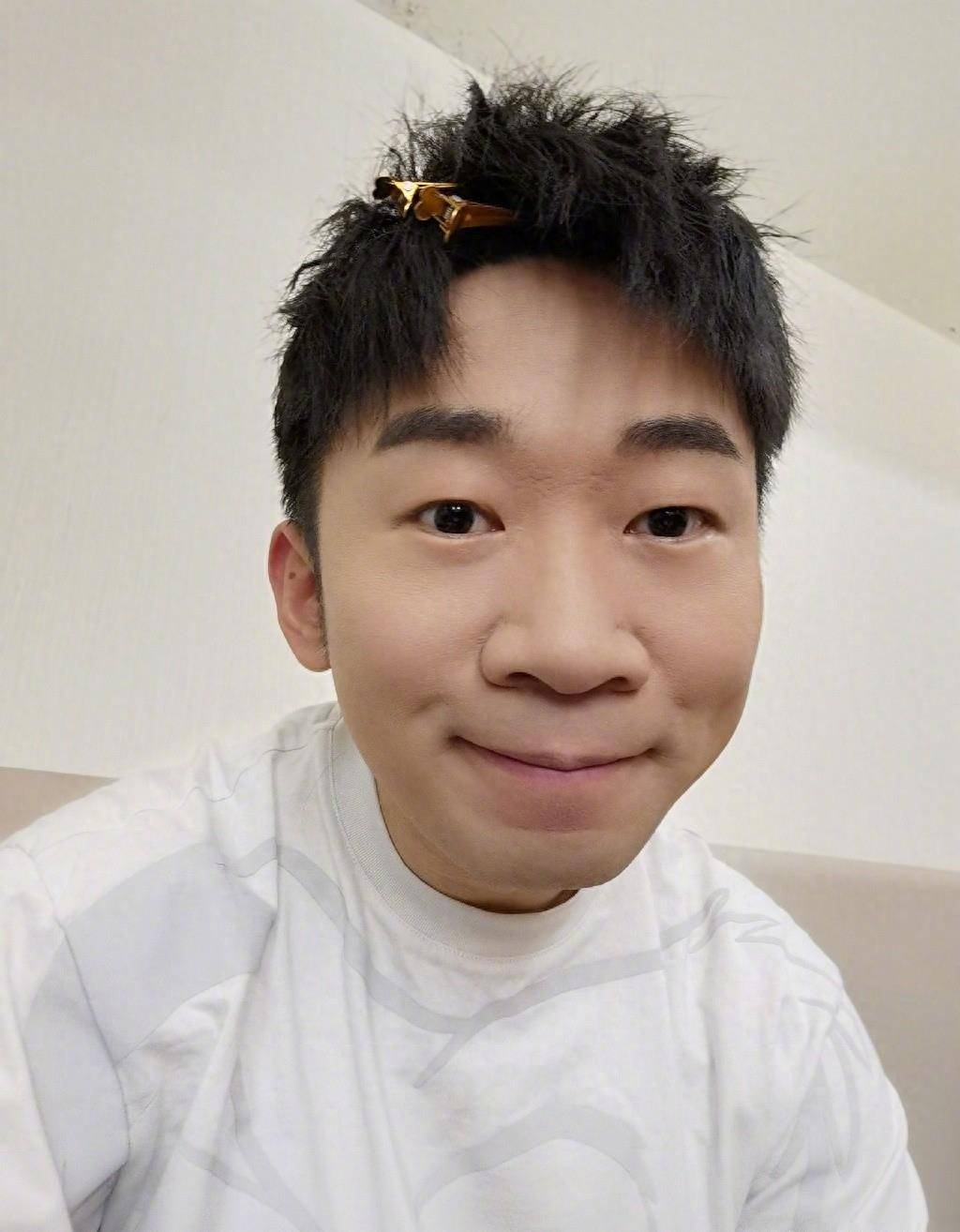 杨迪包场少林寺?