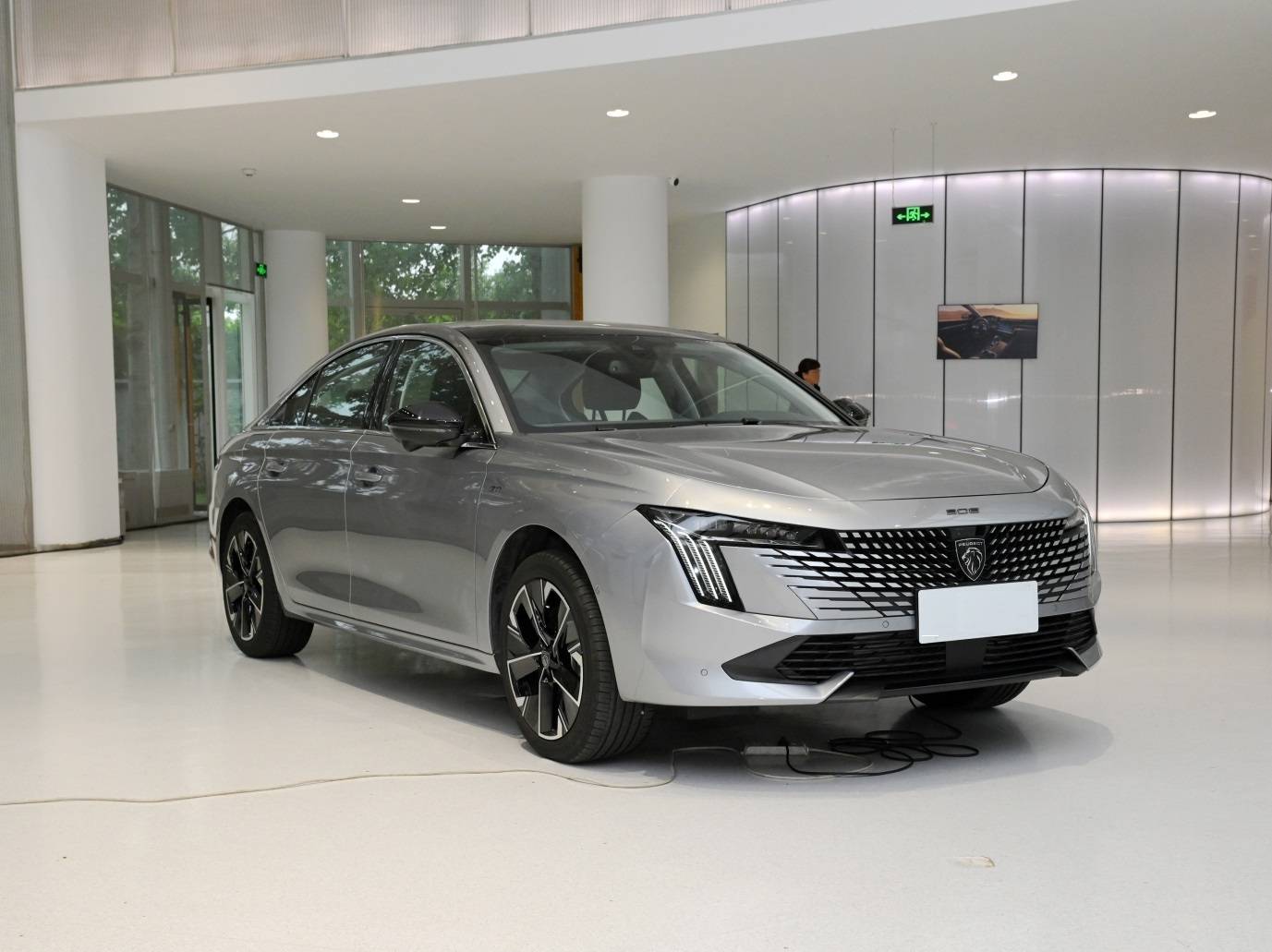 2023款标志508l:配1.8t 8at,智能升级,价格更低