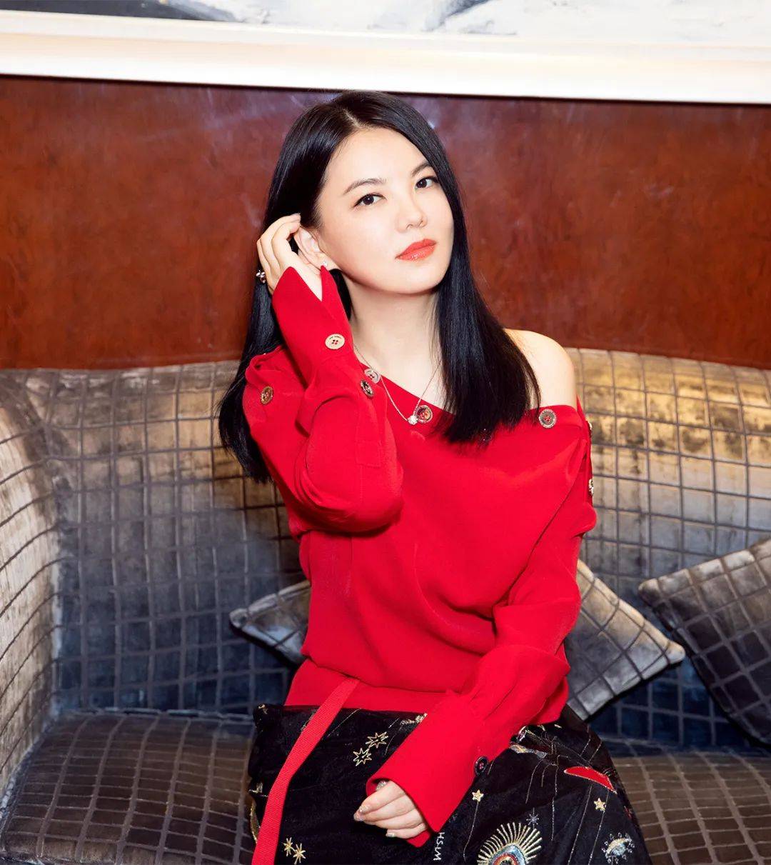 "内娱第一富婆"李湘47岁退休:70套房子,5000亿身家?_豪宅_能力_伦敦