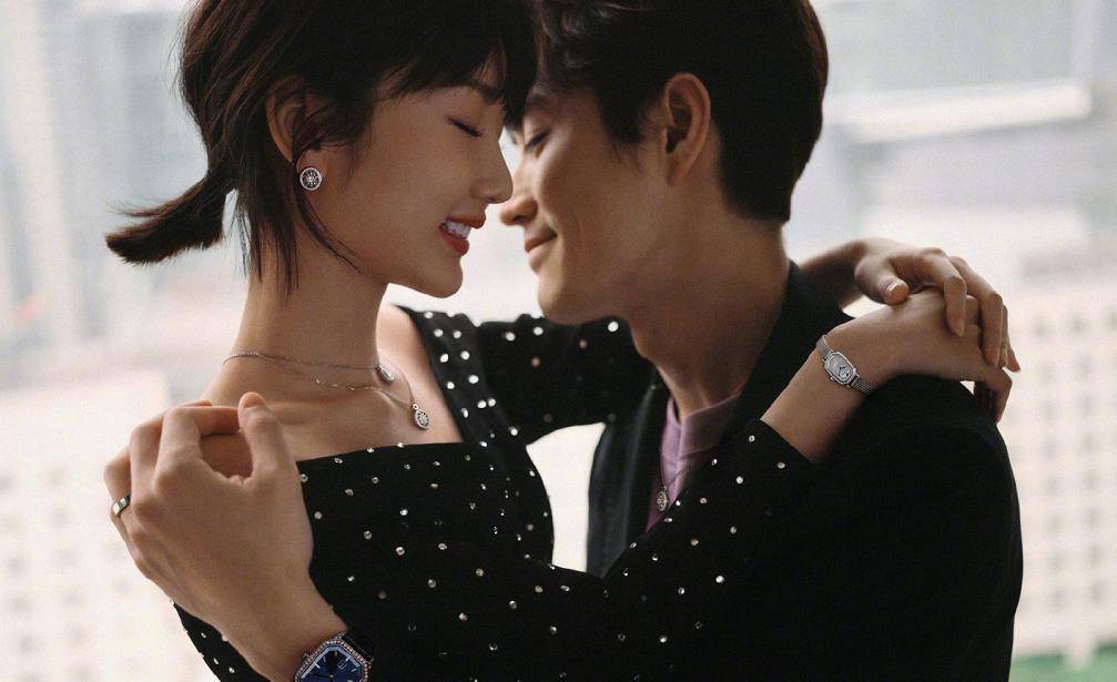 毛晓彤杨玏二搭主演《一年之痒》,写真照狂撒糖,网友反应笑喷了_电影