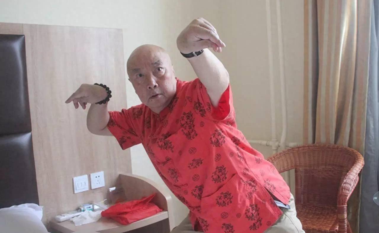 于海谈李连杰,我的螳螂拳只是皮毛,李连杰的棍术才是真功夫_吴彬_电影