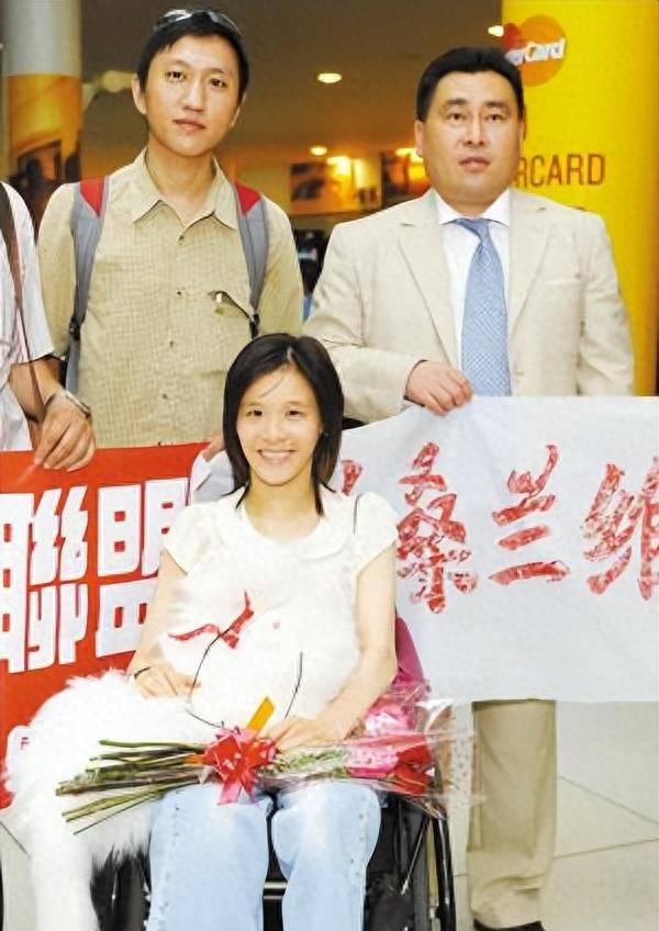 体操冠军桑兰:训练时高位截肢,最正确的决定是嫁经纪人丈夫生子