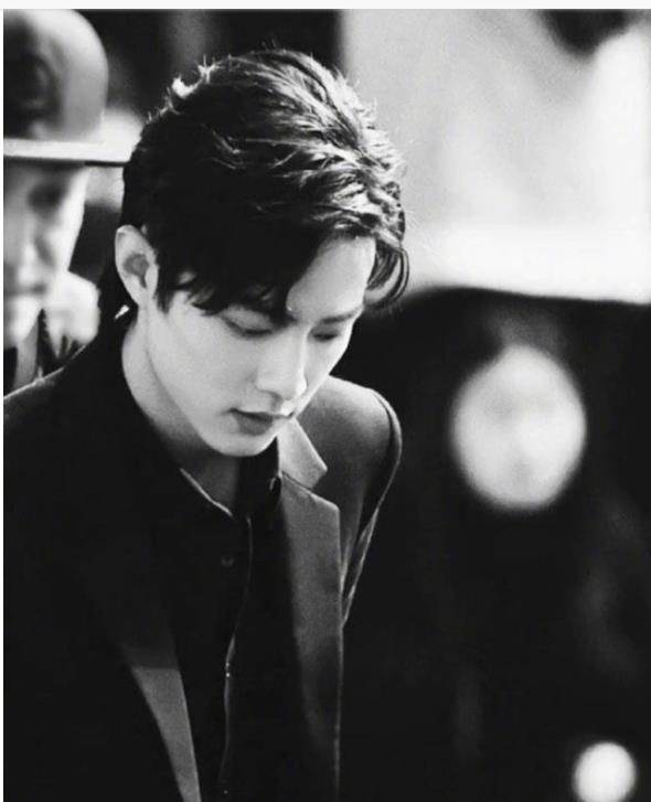 媒体整顿饭圈,评论区却是职黑的狂嗨,肖战,身正不怕影子斜_截图_活动