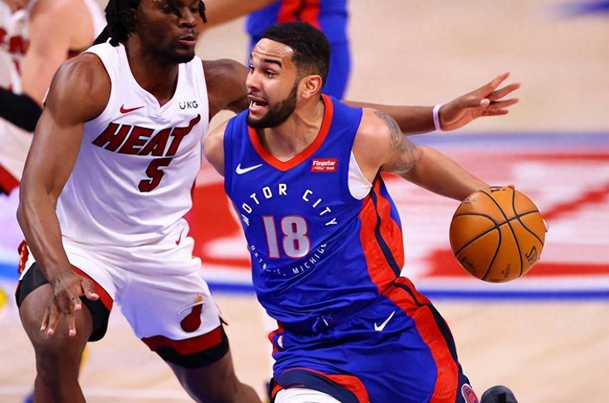 从冷门到巨星:科里·约瑟夫的加拿大篮球逆袭之路_队友_球员_能力