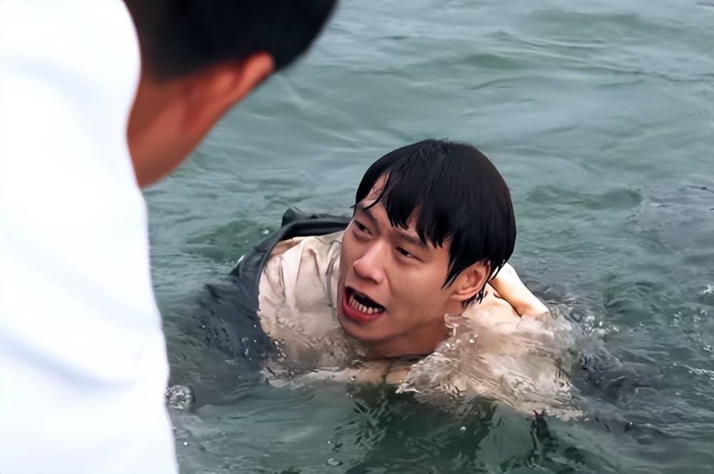 36集谍战大剧来袭,王阳周放作配,这剧熬夜也要追_游戏_任务_特工