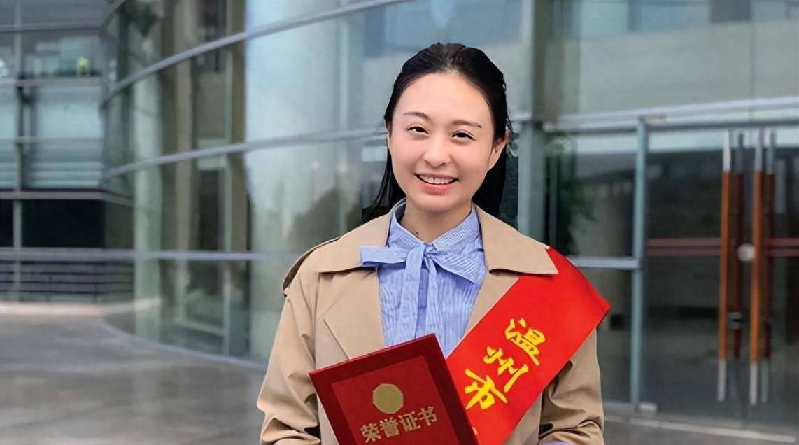 温州主持人叶琼官宣离职,自爆收入不增反降,辞去事业编家人反对_工作