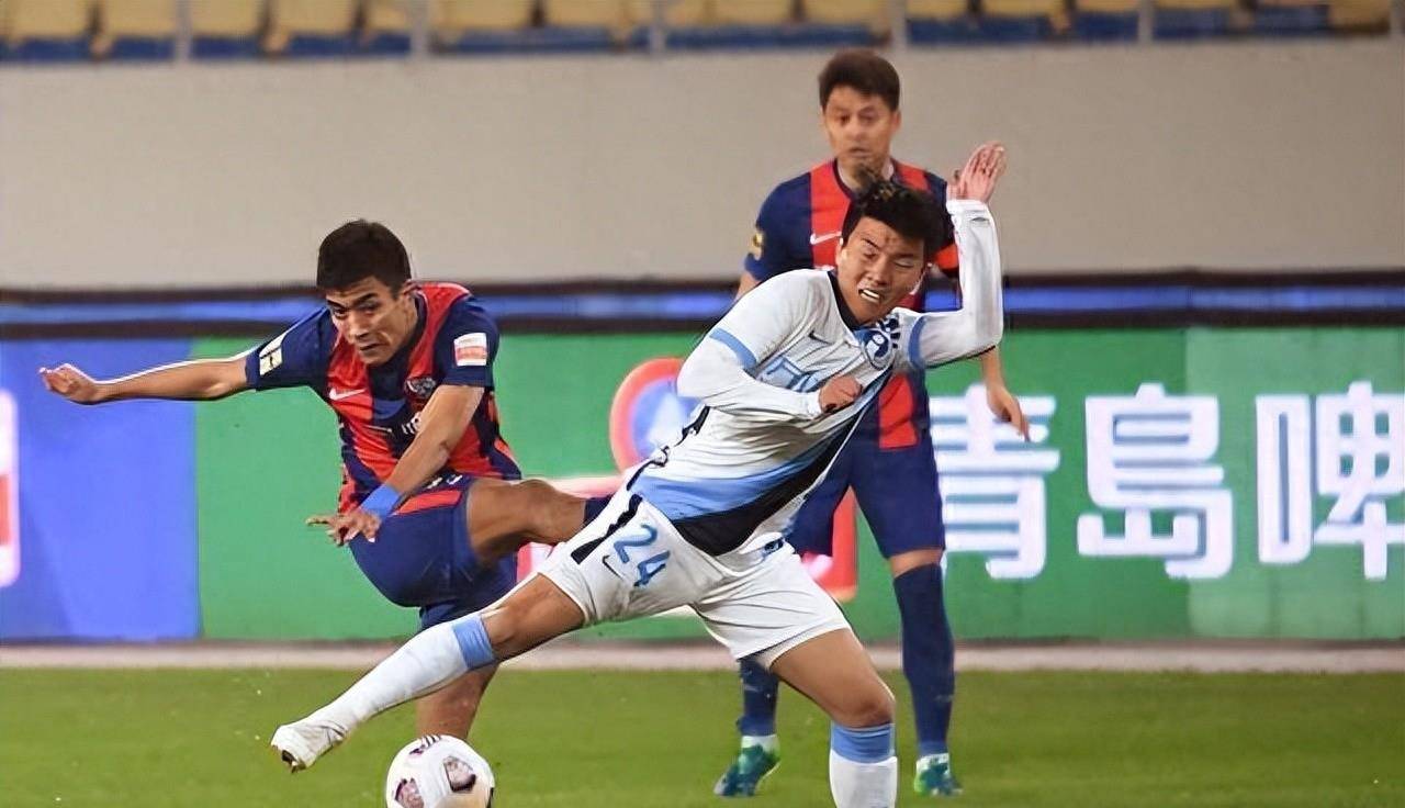 大连队提前敲定,谢晖下课的最佳接替者?意外!林良铭都只服他!