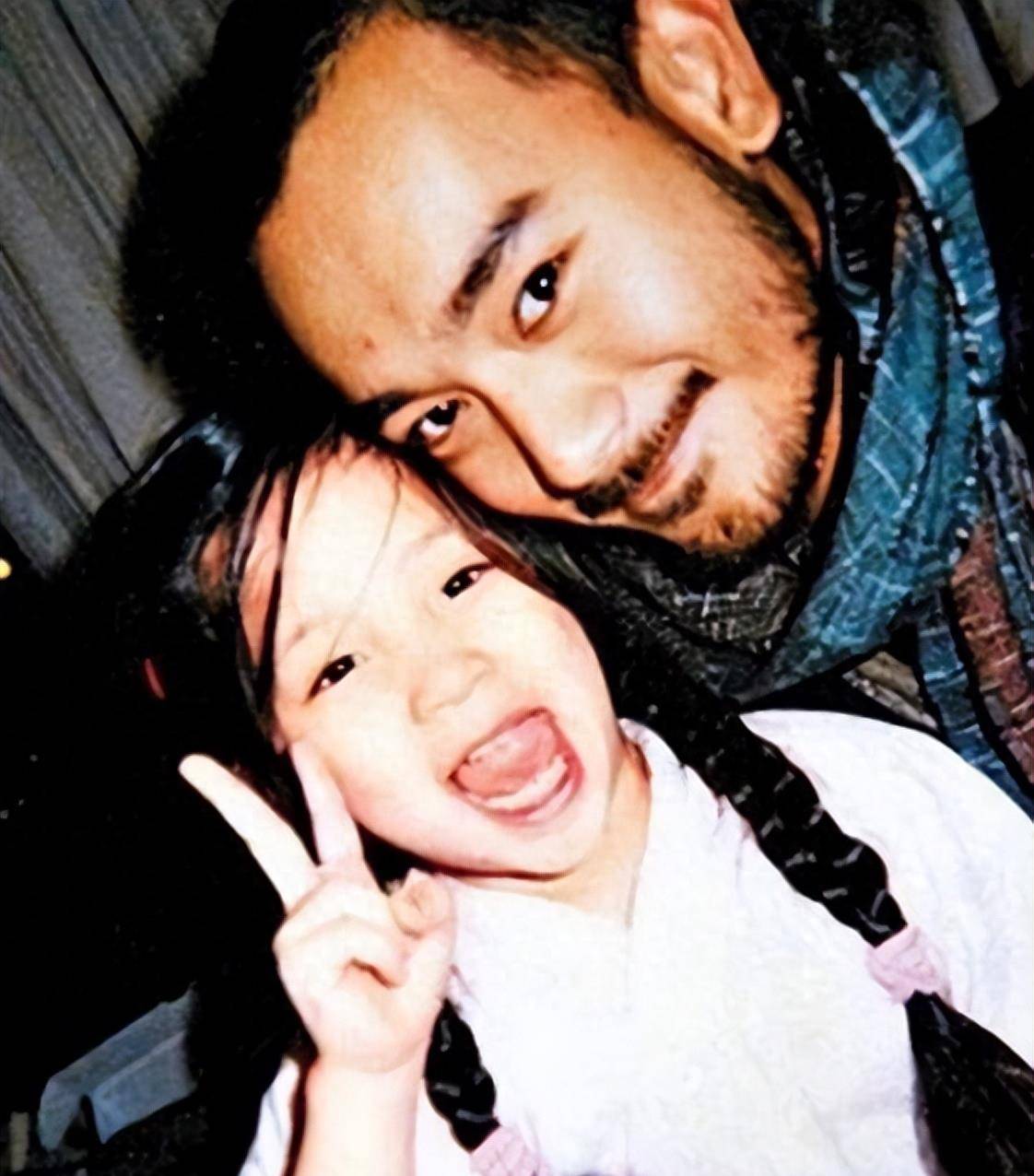 欧阳娜娜干爹是国外人,曾撞脸林志颖,和刘诗诗演夫妻,现状如何_唐宸禹