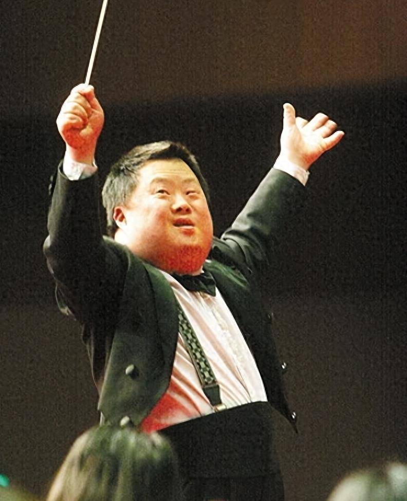 天才指挥家舟舟:智商只有三岁,谎言被揭穿后,现在怎么样了?