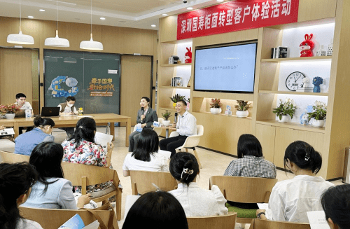 在喜马拉雅育儿专栏拥有百万级播放量的少儿情商启蒙资深专家邱柏森