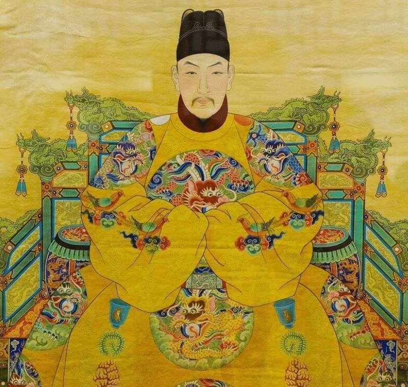 不能水洗的皇帝龙袍,穿脏了直接烧掉?