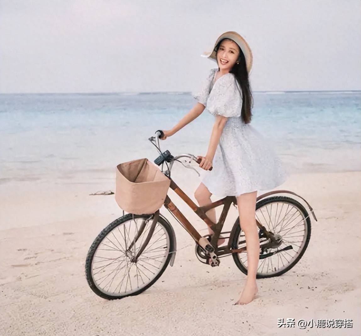 佟丽娅近照曝光,穿低胸裙秀身材,39岁别有韵味_女性_时尚_整体