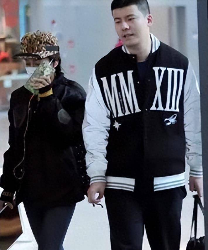 刘石坚:我这辈子最后悔的决定,就是捧红吉克隽逸这个"白眼狼"_网友