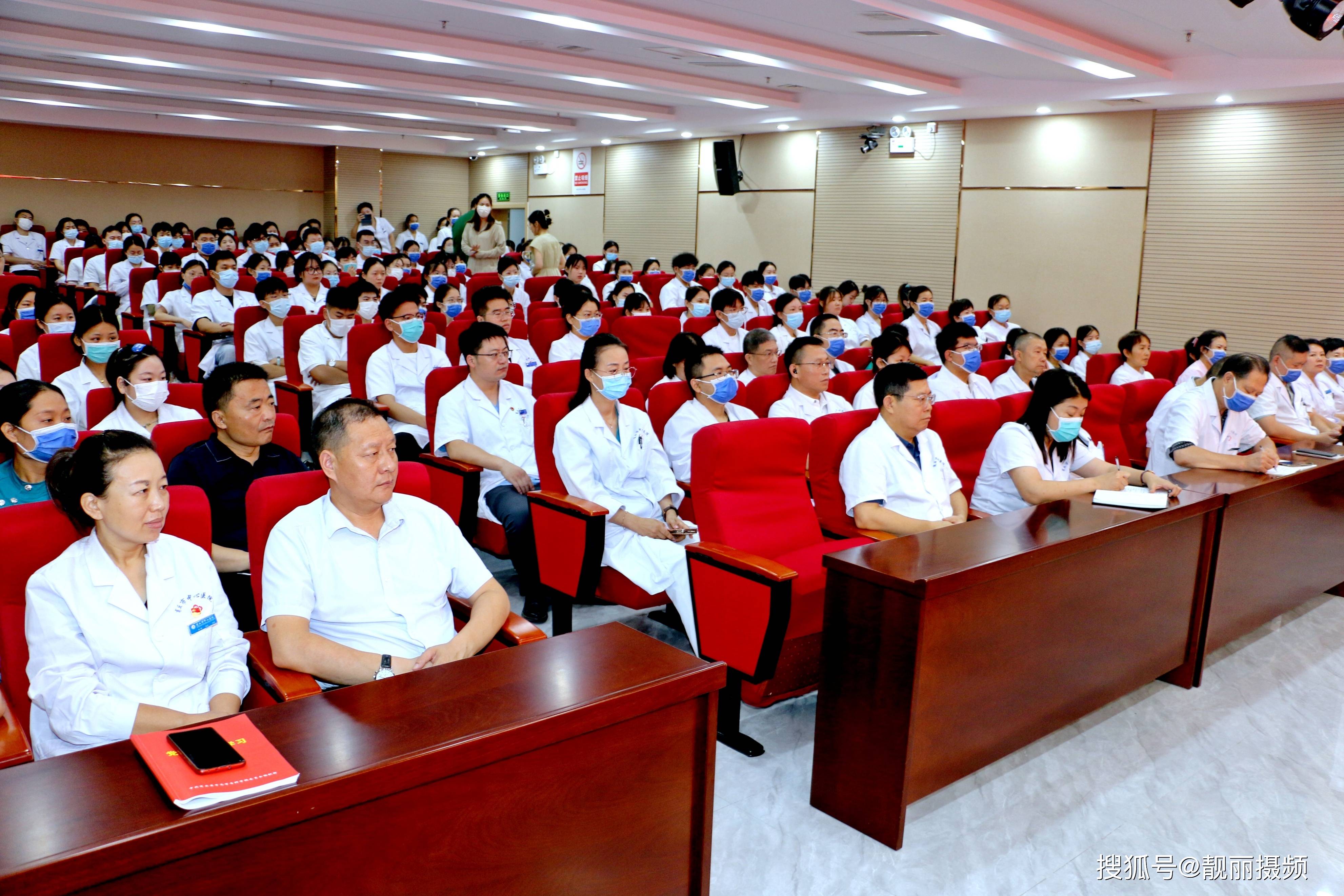 心脏外科医疗水平提质升级,对李温斌博士率领的专家团队表示热烈欢迎