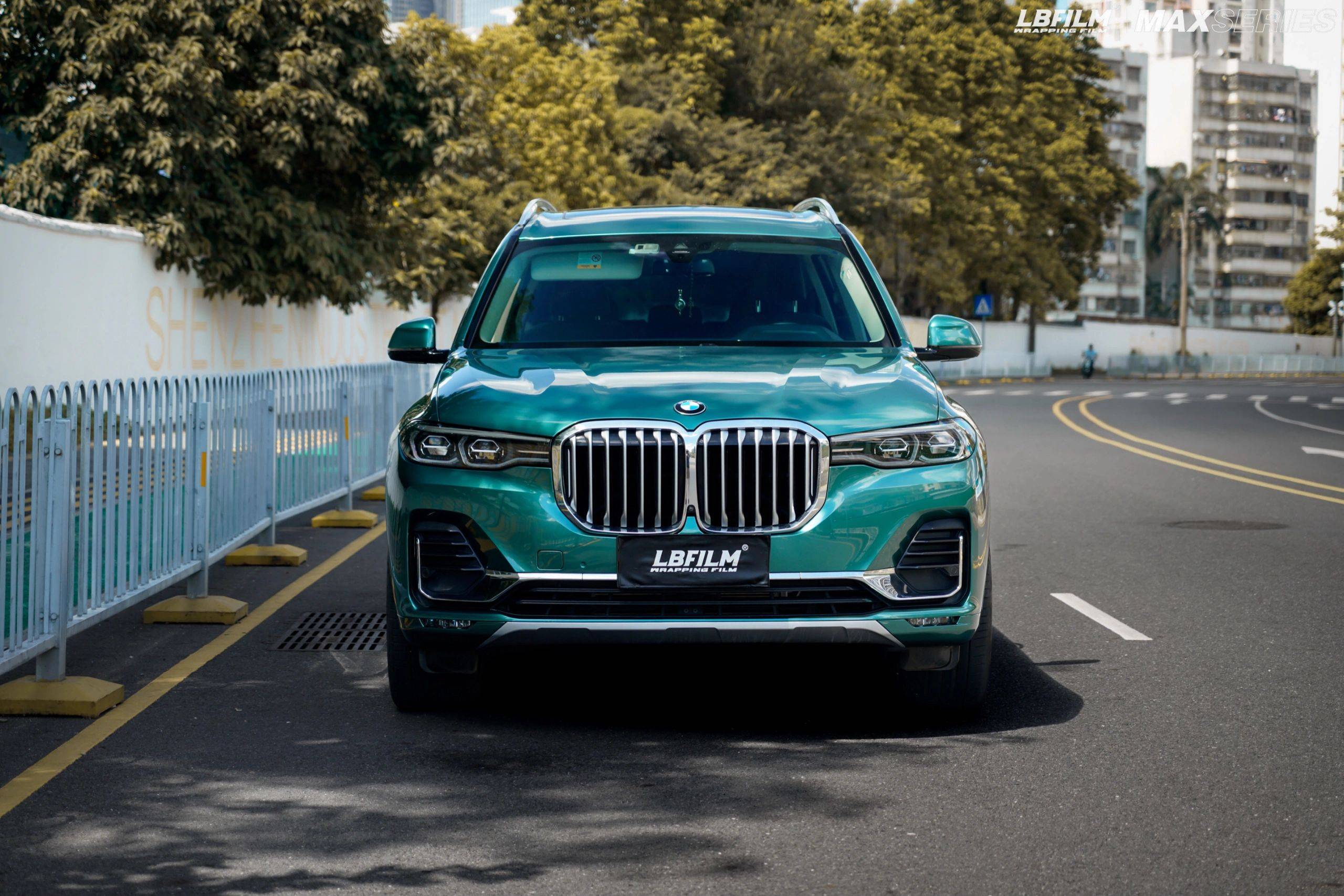 lb改色膜液态金属孔雀绿,冷色调颜色中非常治愈的颜色_搜狐汽车_搜狐