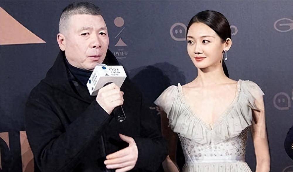 冯小刚直言:她太会装了,永远红都做不到,更别说获奖了_苗苗_冯导_淼淼