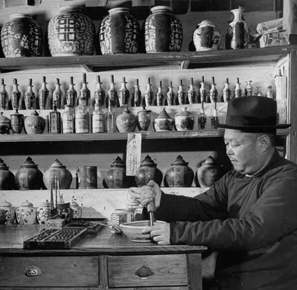 民国时期开始逐渐消失的老行当,不少失传手艺让人为之惋惜_手工_机械