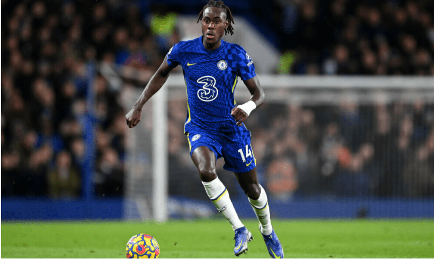 托特纳姆热刺获得提振签下切尔西球星查洛巴_因为_球员_签名