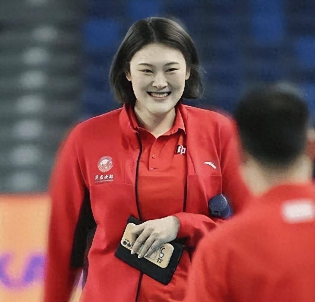王一梅或卷入,赖亚文该重罚,女排重大丑闻曝光_辽宁女排_胡铭媛_丁霞