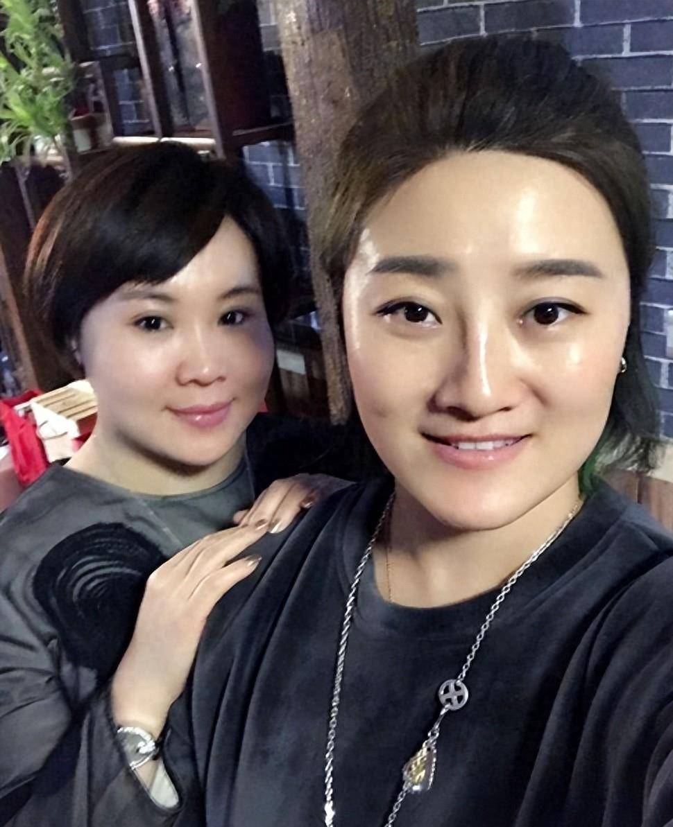 本山集团又有消息:乡村爱情中饰演王云的葛珊珊居然私信骂博主_社会