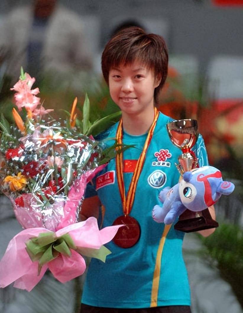 为嫁大20岁富豪拒绝为国出战,扭头与丈夫分居,张怡宁的争议情史_徐威