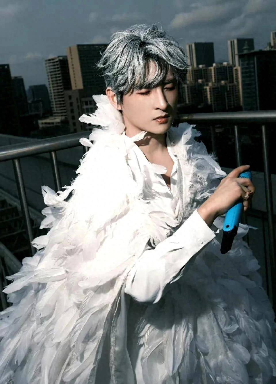 徐良:我结婚的时候你要来,张远:感谢特别邀请_婚庆_婚礼_安全感