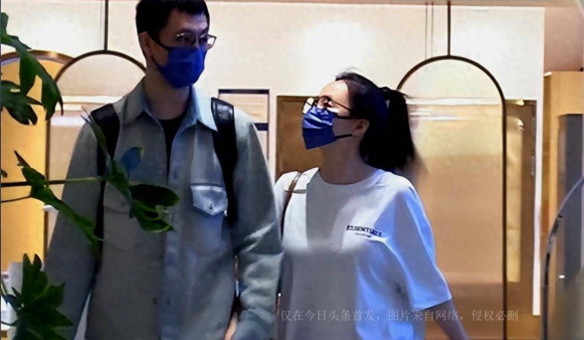 陈秋莳,张靓颖现任男友,是一位高大帅气的大提琴手,据传已与张靓颖